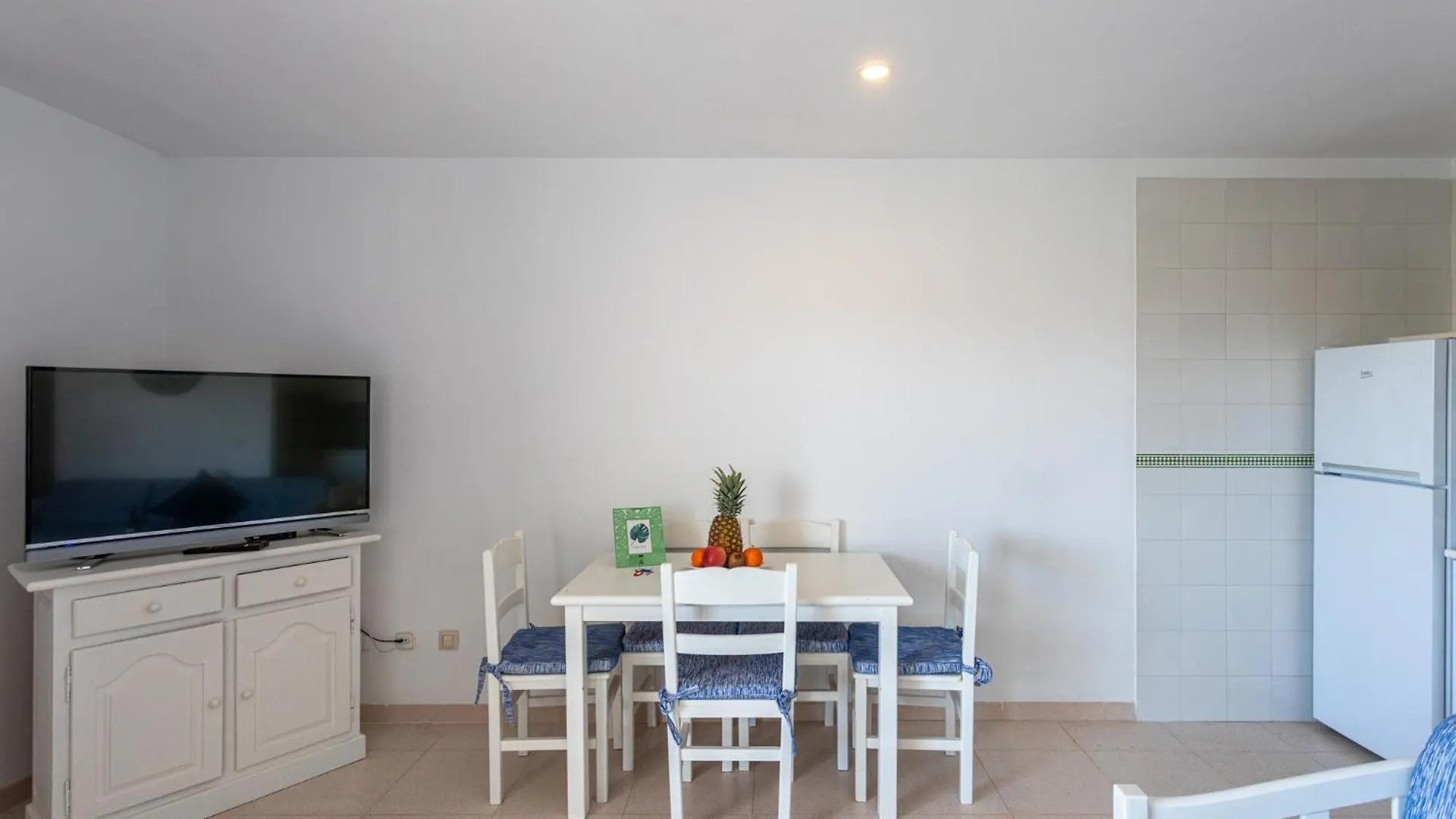 Apartamentos Es Dolc Colonia de Sant Jordi 0*,  Spagna